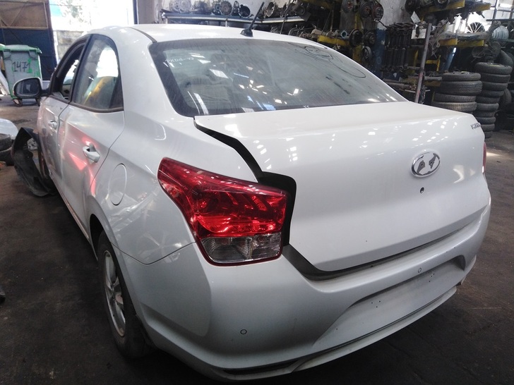  Hyundai VERNA 2020    EN DESARME